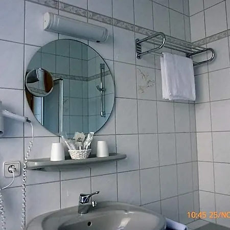 Gruener Baum 3*