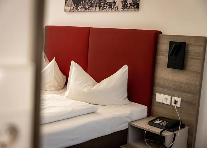 古鲁纳巴敖酒店 3* 布勒塔尔