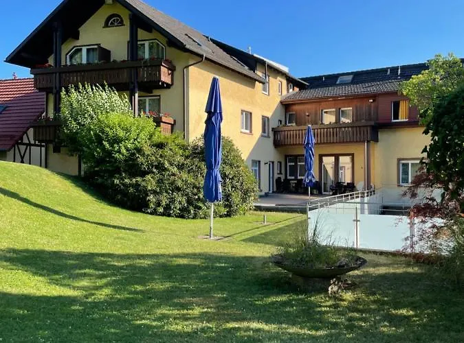 Gruener Baum Отель Бюлерталь